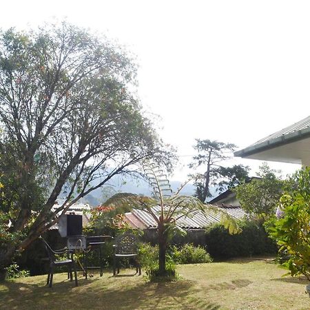 塞姆里假日简易别墅住宿加早餐旅馆 努沃勒埃利耶 外观 照片
